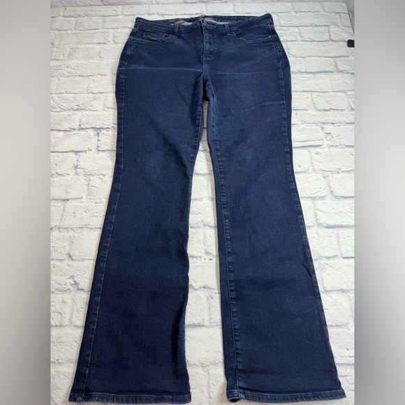 NYDJ Denim - NYDJ Barbara Bootcut Dark Indigo Flare Jeans w/Lift Tuck Technology. Size 16.